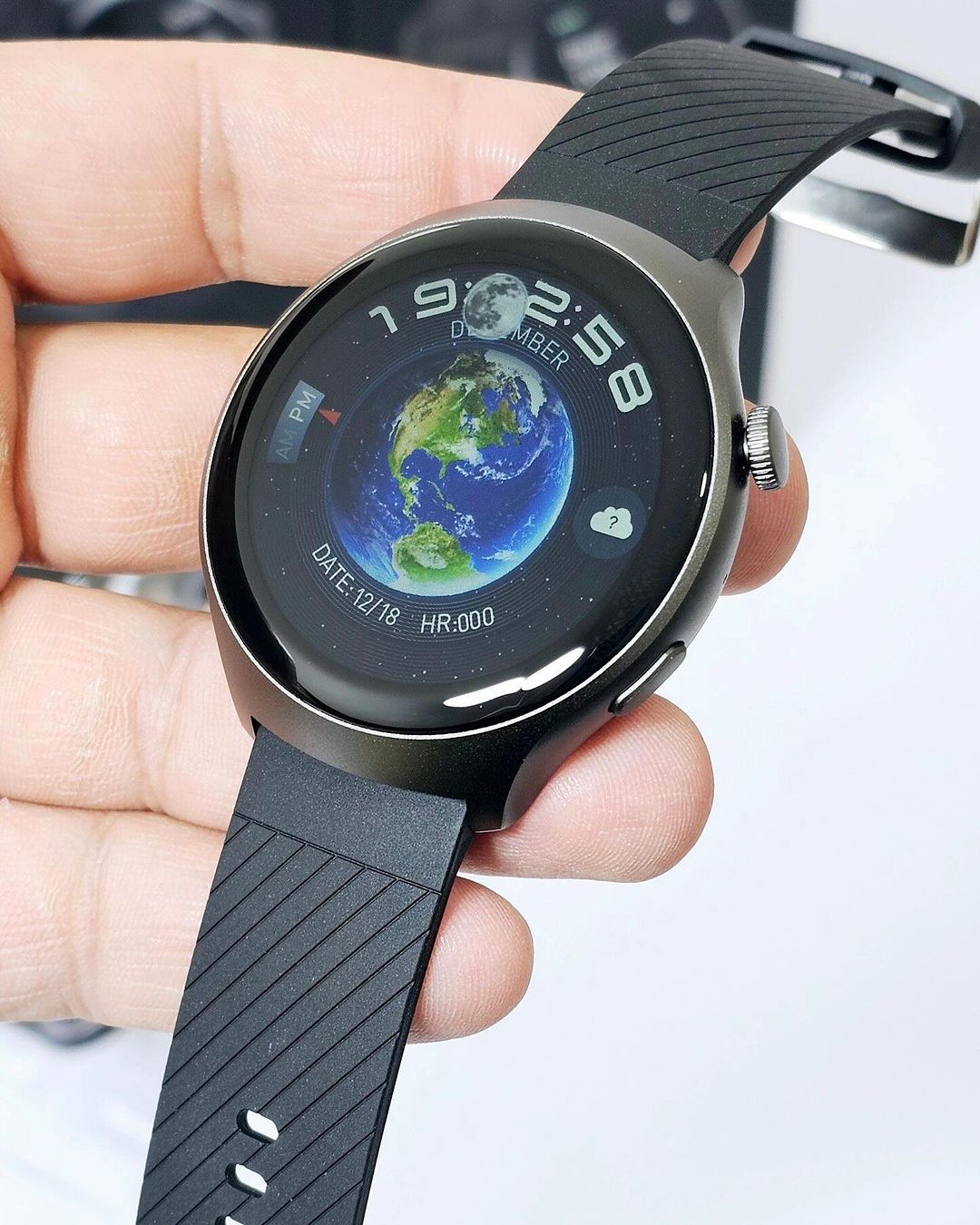 Hainoteko RW-34 with 3 Pairs Strap بضمان سنه